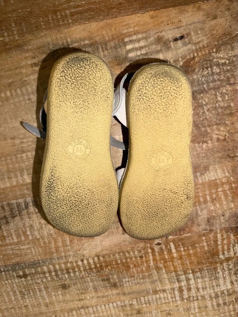 Girls White SunSan Sandals size 11